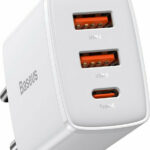Baseus Φορτιστής με 2 Θύρες USB-A και Θύρα USB-C 30W Power Delivery - Λευκό